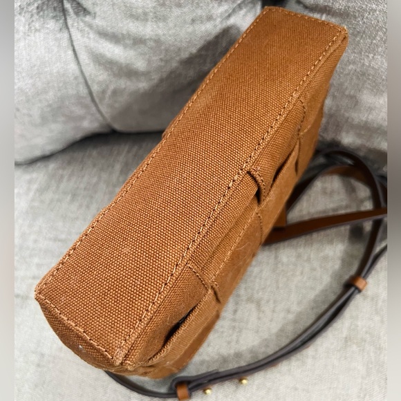Lucky Brand Anae Mini Crossbody Bag - Picture 4 of 8